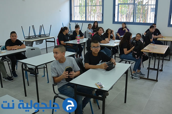 بأجواء إحتفالية: افتتاح العام الدراسي في مدارس جلجولية 