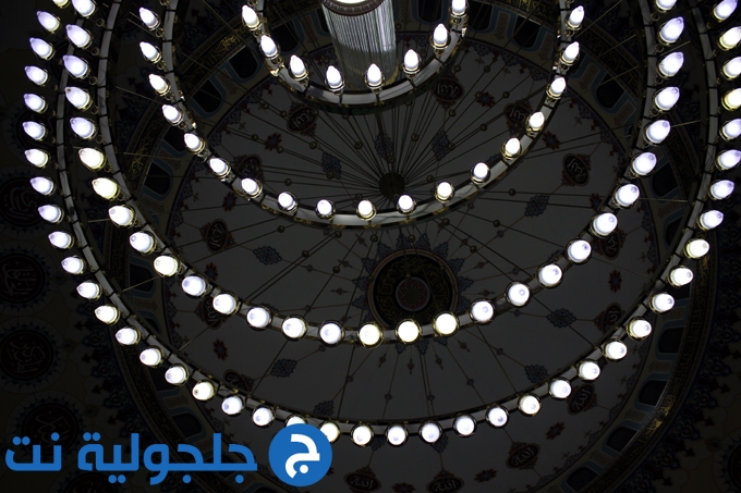 مهرجان مولد النور في مسجد الروضة في جلجولية 