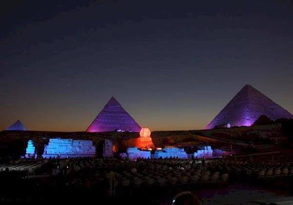 مدن عربية تضيء معالمها تضامنًا مع فرنسا