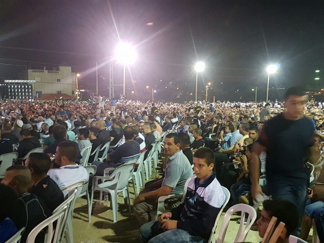 مهرجان حاشد الشهداء يوحدون الوطن في كفر قاسم