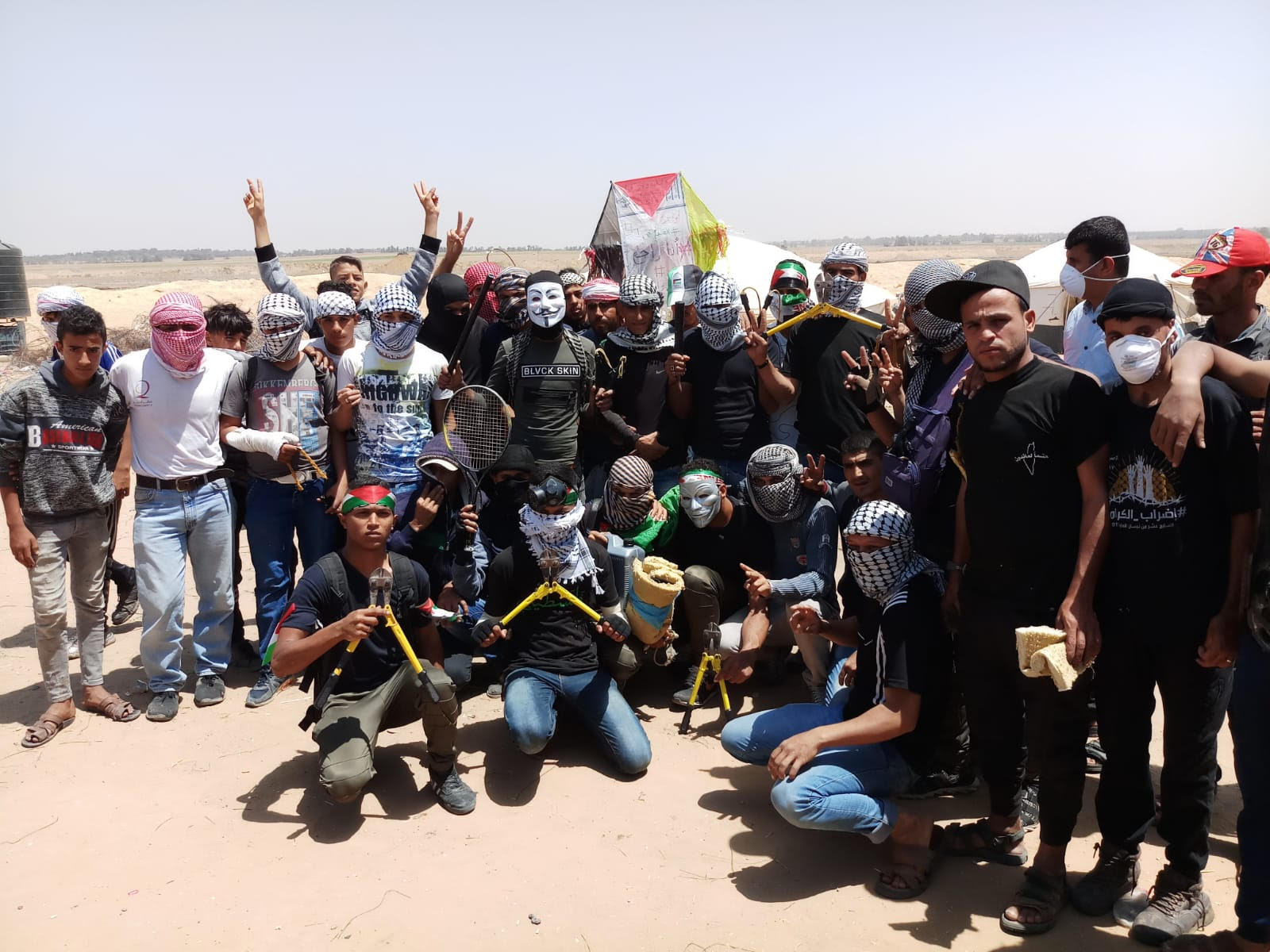 استشهاد فلسطيني وإصابة 448 برصاص الجيش الإسرائيلي