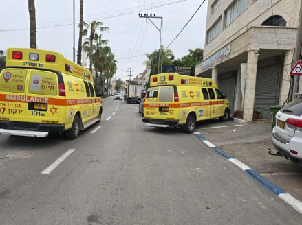 مصرع شاب وشابين بحالة خطيرة جراء اختناق على ما يبدو من بأنه أول أكسيد الكربون