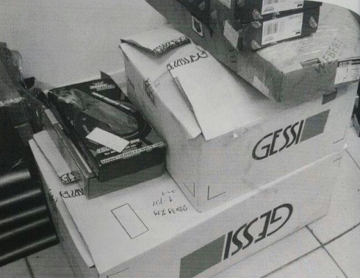 اعتقال مشتبهين عربيين بسرقة ممتلكات من مخزن في رمات هشارون
