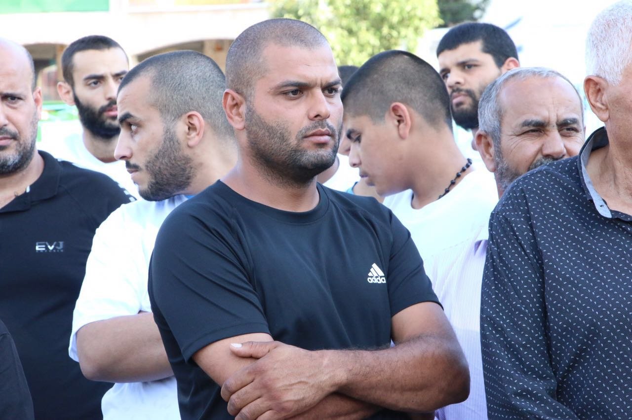مظاهرة حاشدة ضد عنف الشرطة في الرملة
