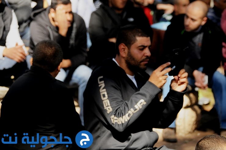 المئات في خطبة وصلاة الجمعة الحاشدة في حديقة الغزازوة بمدينة يافا