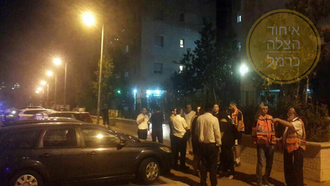 اصابة رجل بجراح خطيرة بعد تعرضه لاطلاق نار