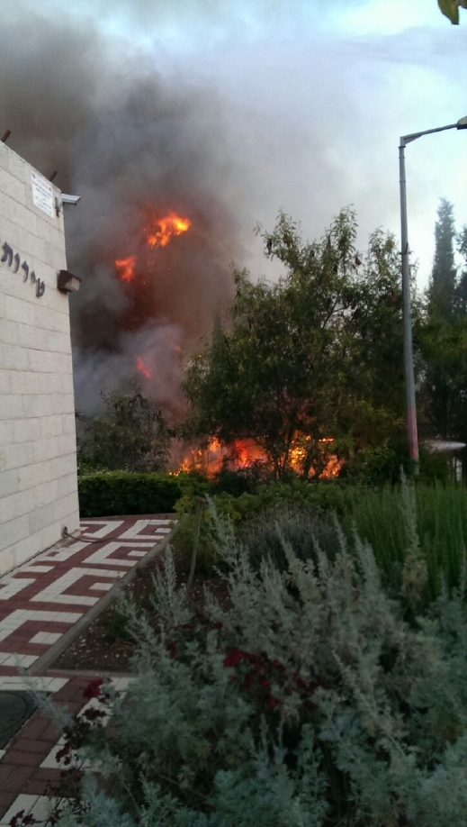 حريق في شفاعمرو ومناطق أخرى وإخلاء مدرسة في كرميئيل 