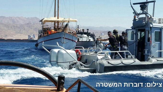 مشتبه من الطيبه يسرق سفينة من ايلات ويتوجه للاردن