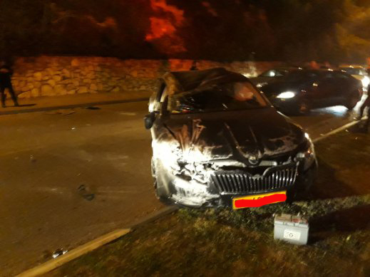اصابة شخصين بجراح خطيرة ومتوسطة بحادث طرق