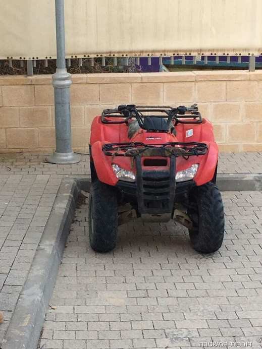 اعتقال 4 مشتبهين بتهريب المخدرات عبر الحدود المصرية