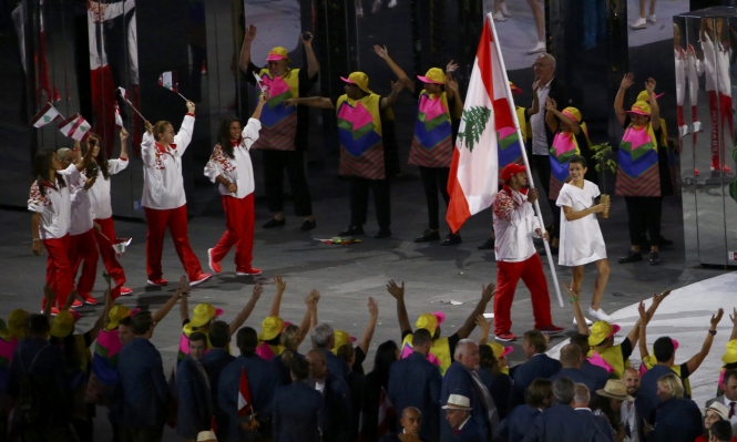 البرازيل تضع أزمتها جانبا في افتتاح مثير لاولمبياد ريو