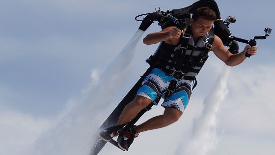 طائرة الظهر.. سرعتها 119 كم وتخلصك من الزحام المروري