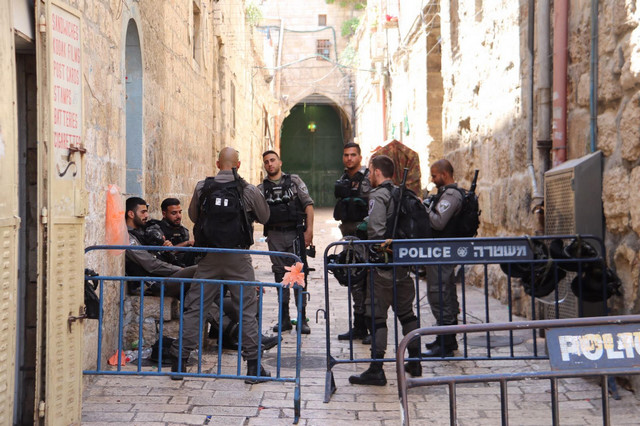 تجدد المواجهات بعد انتهاء صلاة الجمعة في القدس
