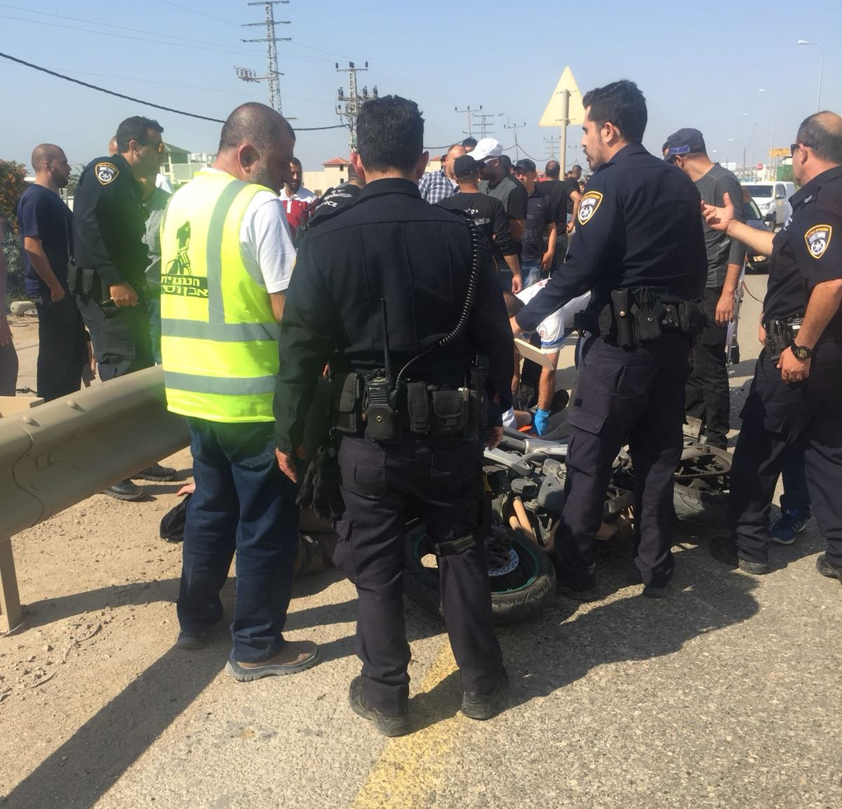 اصابة شرطي وشاب من الطيبة بجروح متوسطة اثر حادث طرق