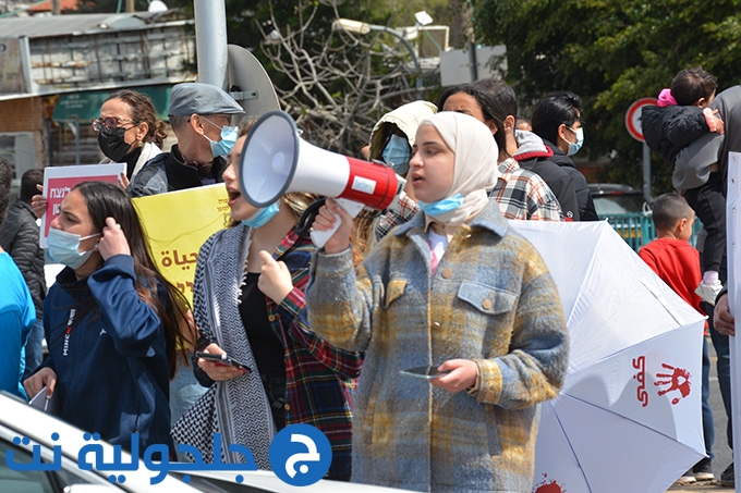 وقفة احتجاجية ضد العنف والجريمة للاسبوع الرابع على التوالي في جلجولية 