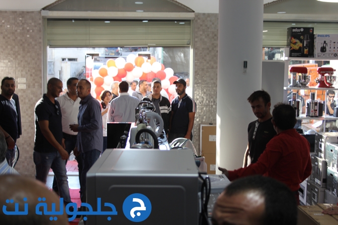 افتتاح معرض كيسيم للادوات الكهربائية في كفر قاسم
