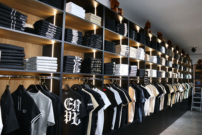 افتتاح بوتيك  VINO BRAND للملابس الرجالية في جلجولية 