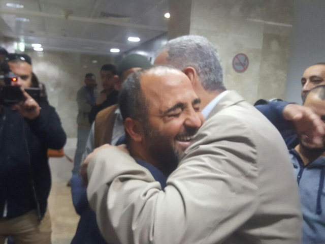 محكمة الصلح في الناصرة تفرج بشروط عن 6 معتقلين في ملف عشاق الأقصى 