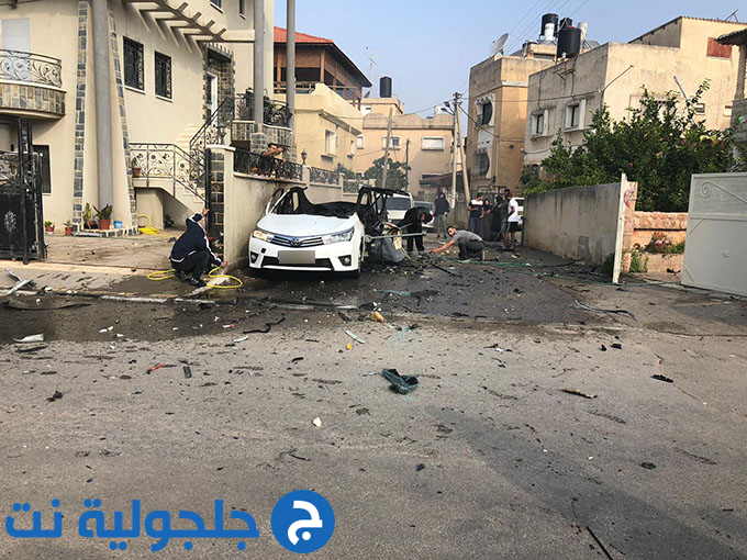 انفجار سيارة في كفر قاسم وقوات كبيرة من الشرطة تغلق مكان الحادث  