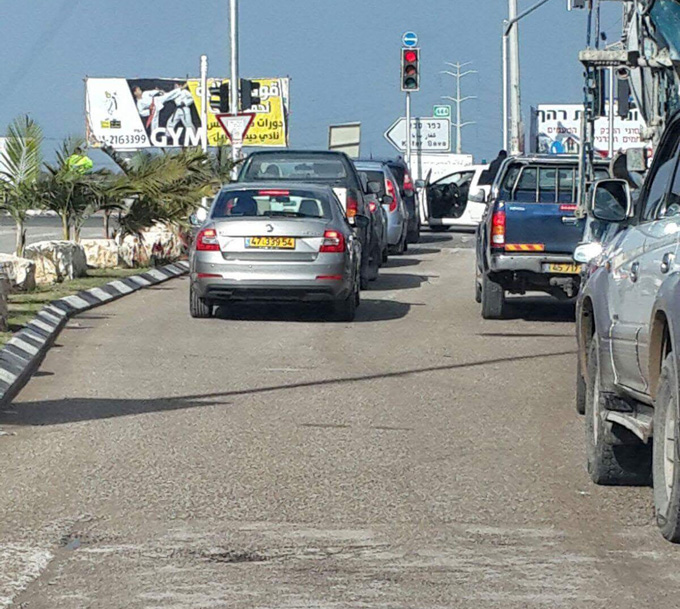 قوات كبيرة من الشرطة تطوق منزل ابراهيم زبارقة 