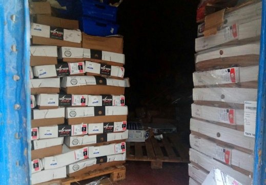 اعتقال 6 مشتبهين عرب من الجنوب بسرقة لحوم من مصنع