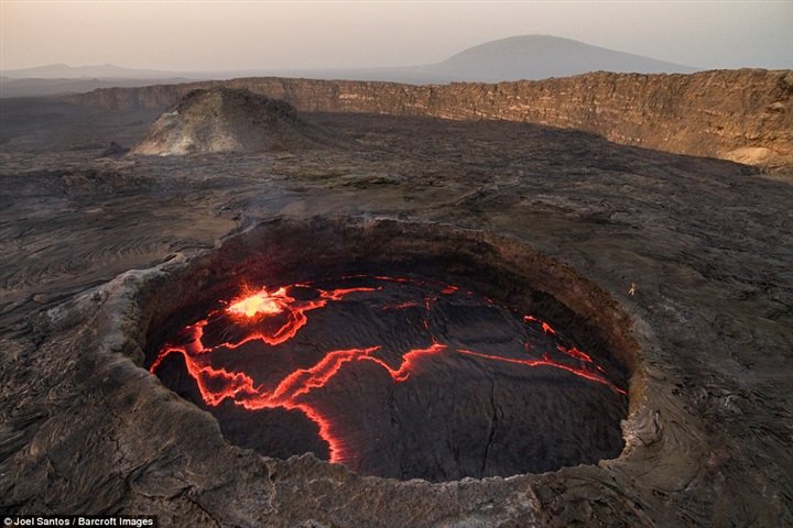 صور نادرة لبوابة الجحيم في إثيوبيا