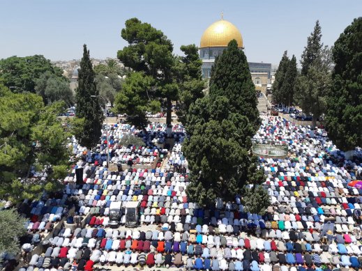 اكثر من 280 ألف مصل في الجمعة الاخيرة من رمضان في المسجد الأقصى