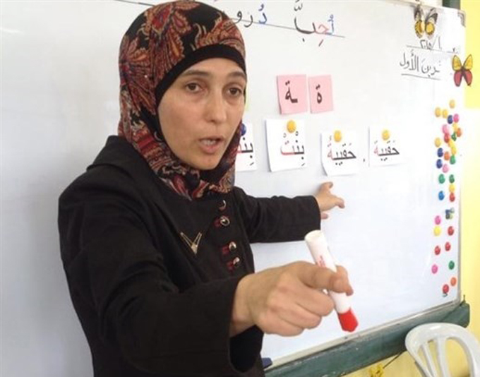 معلمة فلسطينية من افضل 10 مدرسين في العالم