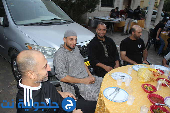 الحركة الاسلامية في جلجولية تنظم إفطارا جماعياً