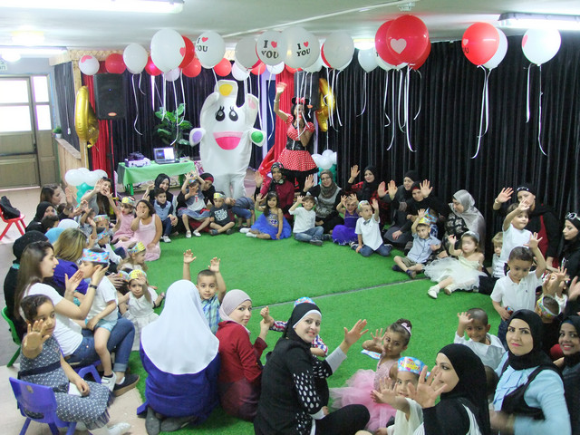 عيد ميلاد جماعي في صف رواد المستقبل في روضة فرسان الاوائل