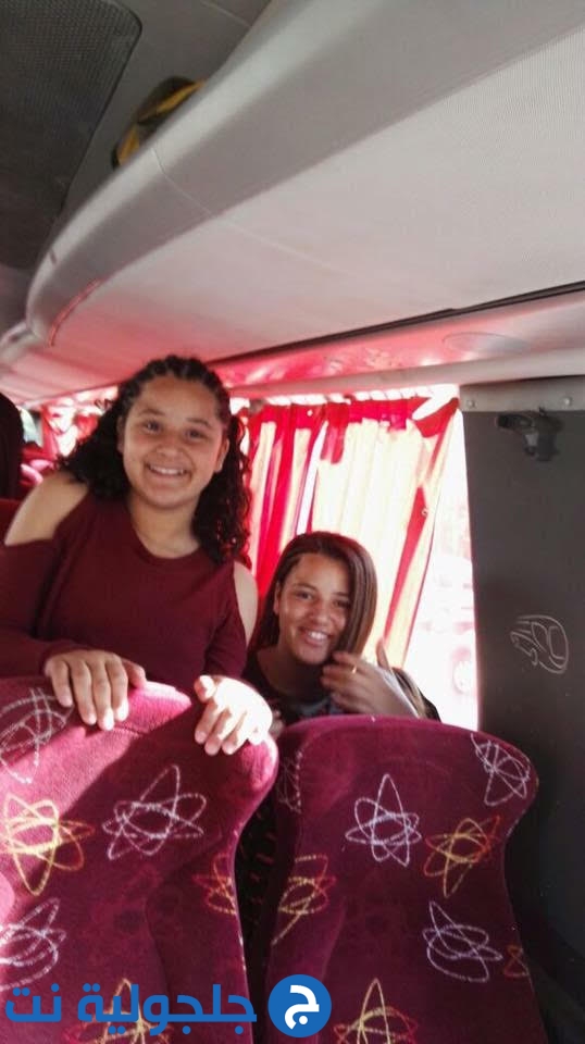 انطلاق طلاب ״مخيم الاردن״ للغة الانجليزية السباحة وركوب الخيل