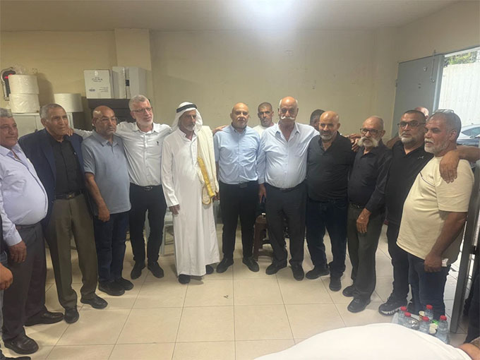 عقد راية الصلح بين عائلتي أبو غانم وشعبان في الرملة واللد بعد نزاع أودى بحياة نحو 11 شخصًا