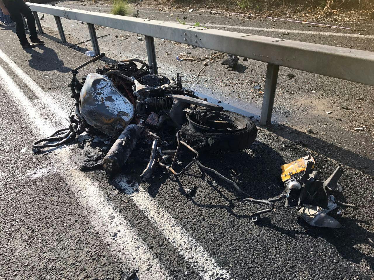 اصابة خطيرة لسائق دراجة نارية في حادث طرق