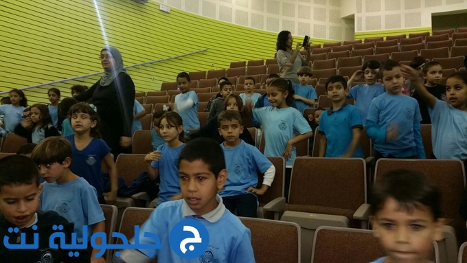 مجلس جلجولية ينظم عرض لصفوف الاوائل من مدارس جلجولية 