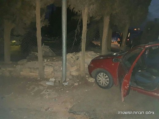 إصابة 3 أفراد من حرس الحدود بعملية دهس قرب بيت آمر ومقتل المنفذ