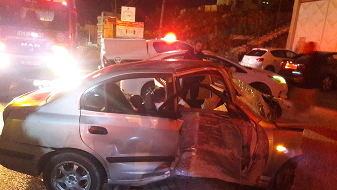 3 إصابات إحداها حرجة في حادث طرق