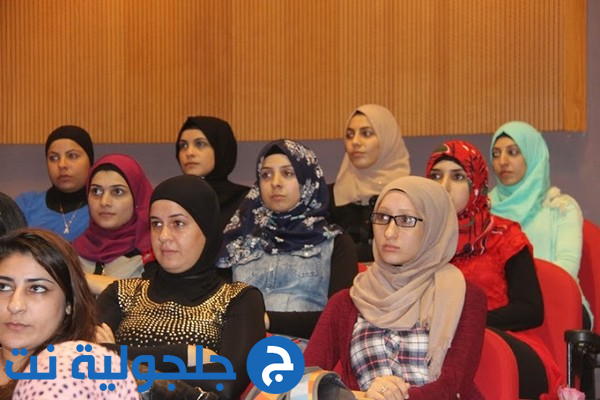 المعهد الأكاديمي العربي للتربية في بيت بيرل يكرّم الطلاب الفائزين بمسابقة الكتابة الابداعيّة