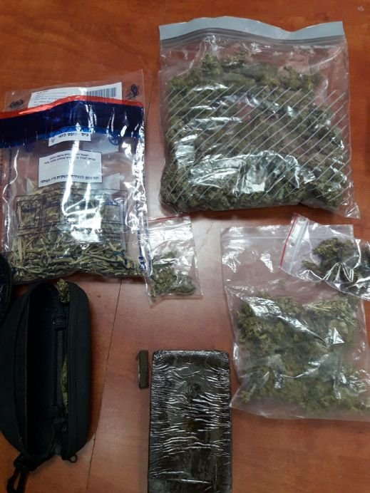 اعتقال مشتبهين بالتجارة في المخدرات عبر تطبيق التلجرام