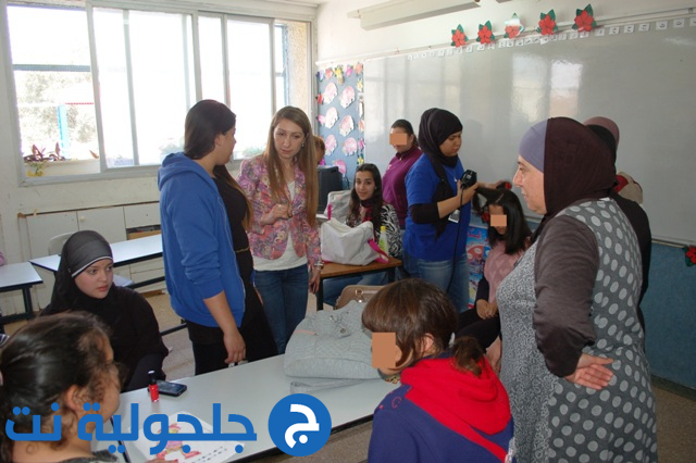 يوم تطوعي لفتيات وحدة النهوض بأبناء الشبيبة في مدرسة المنار