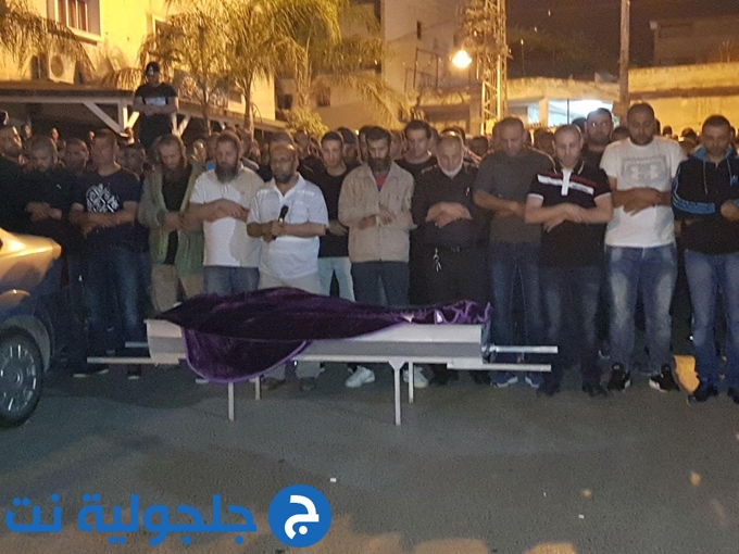 الآلاف في تشييع جثمان المرحوم أحمد بدير في كفر قاسم