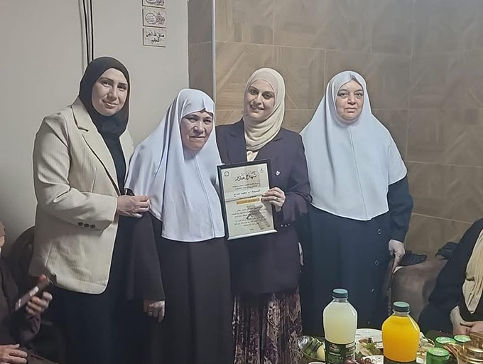 دار القرآن الكريم- جلحولية تكرم أخوات من الجيل الذهبي في جلجولية بعد حفظ سورتي البقرة وآل عمران