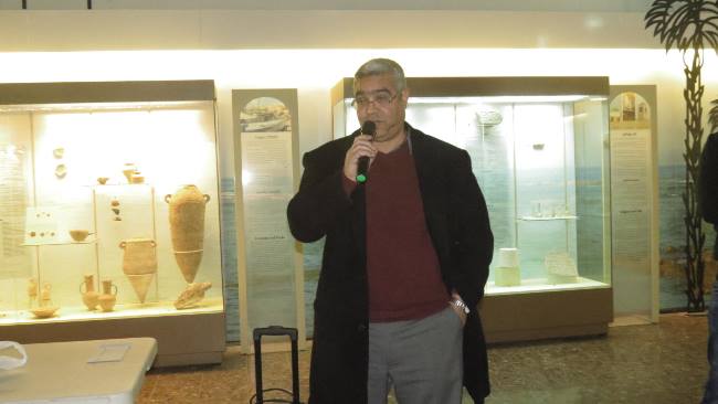 سلطة مكافحة المخدرات بالتعاون مع الفنان وليد قشاش في مشروع رسم خاص لأطفال عكا