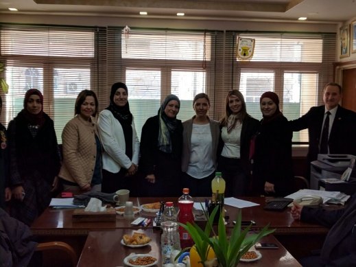الوزيرة جملئيل تزور كفربرا وتعد بتقديم المساعدات